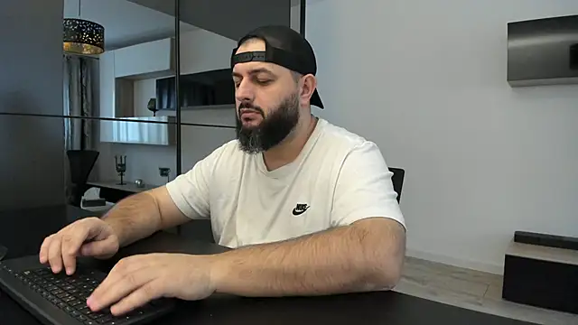 DravenPeak online show from November 23, 2025, 10:48 am