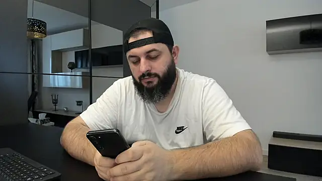 DravenPeak online show from December 18, 2025, 1:50 pm