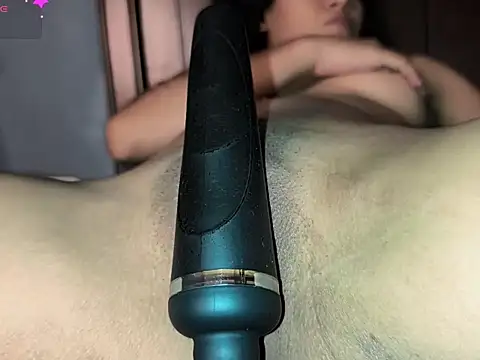 Snapshot of Angelic_AP chatting on September 25, 2025, 3:43 am Angelic AP online show from September 25, 2025, 3:43 am