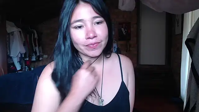 Snapshot of magiadeisis chatting on October 7, 2025, 3:53 pm magiadeisis online show from October 7, 2025, 3:53 pm