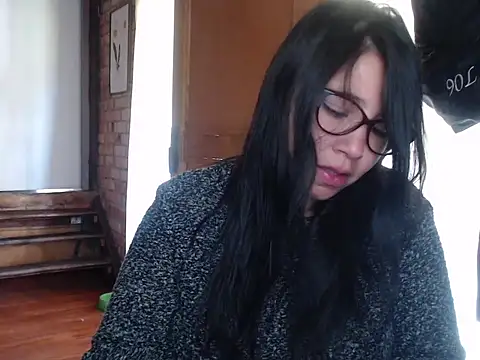 Snapshot of magiadeisis chatting on December 1, 2025, 1:05 pm magiadeisis online show from December 1, 2025, 1:05 pm