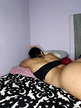 Liaprettygirl online show from January 9, 2026, 5:21 am