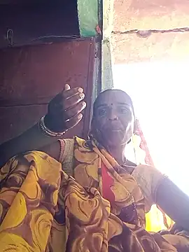 Pinky12A online show from September 28, 2025, 9:14 am