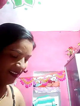 Snapshot of Mohini-xx chatting on December 3, 2025, 11:14 pm Mohini-xx online show from December 3, 2025, 11:14 pm