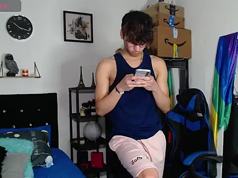 Gael Jones online show from September 10, 2025, 7:41 am