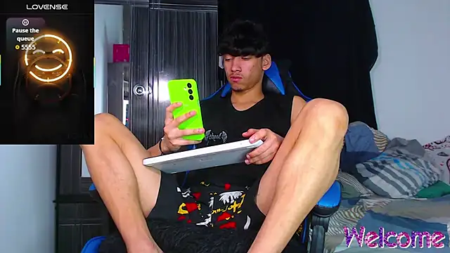 Gael Jones online show from January 7, 2026, 8:44 pm