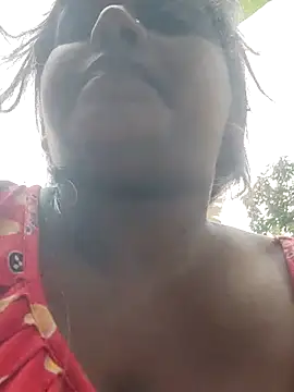 Hot-Show2 online show from October 5, 2025, 3:05 am