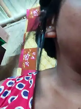 Hot-Show2 online show from October 7, 2025, 5:26 am