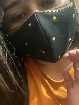 indian-hotmilfs online show from September 20, 2025, 1:34 pm