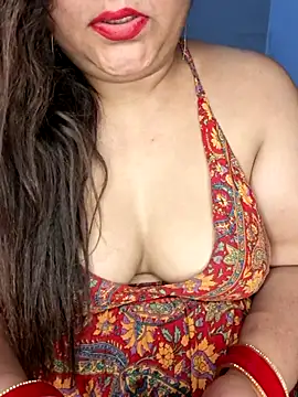 Snapshot of indian-hotmilfs chatting on May 27, 2026, 1:57 am indian-hotmilfs online show from May 27, 2026, 1:57 am
