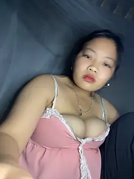 Lyrasss online show from November 14, 2025, 2:54 am