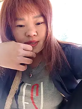 sukabae00 online show from November 30, 2025, 3:10 am