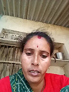 Snapshot of Arti13A chatting on August 4, 2026, 1:31 am Arti13A online show from August 4, 2026, 1:31 am