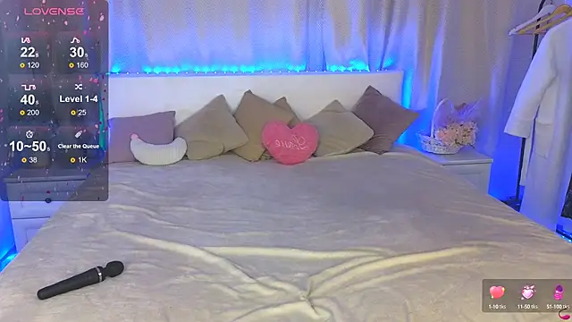 exxxcore  online show from September 20, 2025, 3:57 pm