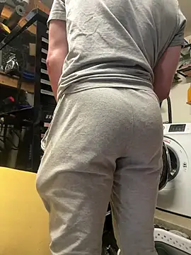 daddysterling online show from April 11, 2026, 8:35 pm