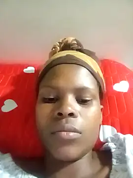 Caramelchick01 online show from October 3, 2025, 9:56 pm