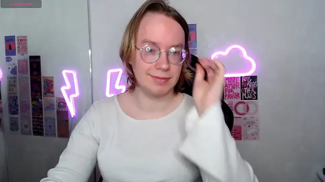 Snapshot of Amanda_Butlerr chatting on April 11, 2026, 11:25 am Amanda Butlerr online show from April 11, 2026, 11:25 am