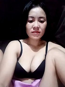 Snapshot of TinTim02 chatting on September 17, 2025, 10:22 pm TinTim02 online show from September 17, 2025, 10:22 pm