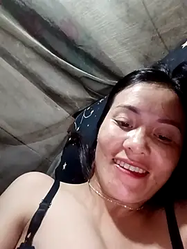 Snapshot of TinTim02 chatting on September 22, 2025, 10:45 pm TinTim02 online show from September 22, 2025, 10:45 pm