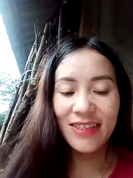 Snapshot of TinTim02 chatting on October 31, 2025, 10:05 am TinTim02 online show from October 31, 2025, 10:05 am