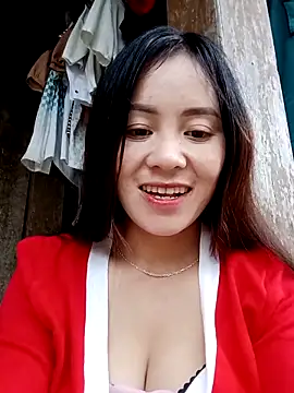 Snapshot of TinTim02 chatting on November 3, 2025, 9:32 am TinTim02 online show from November 3, 2025, 9:32 am