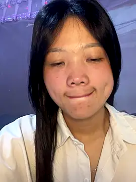 thaoyeuuu online show from September 16, 2025, 8:15 am