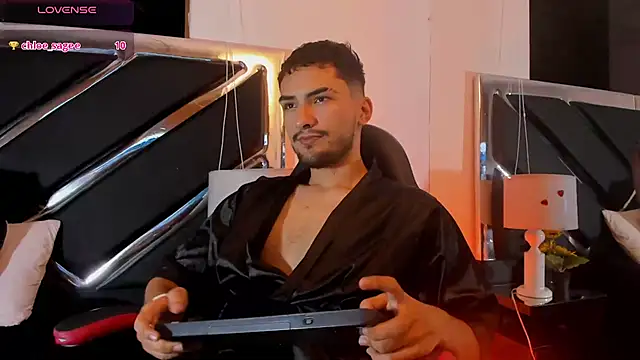 AlekRuizx online show from September 12, 2025, 3:50 am