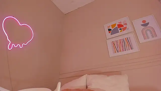  aleja x online show from September 15, 2025, 11:43 am