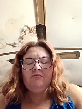 XEmoxkittyx online show from February 23, 2026, 7:00 pm