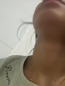 Victoria alson online show from October 16, 2025, 3:02 pm