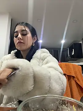 Victoria alson online show from November 20, 2025, 1:39 am