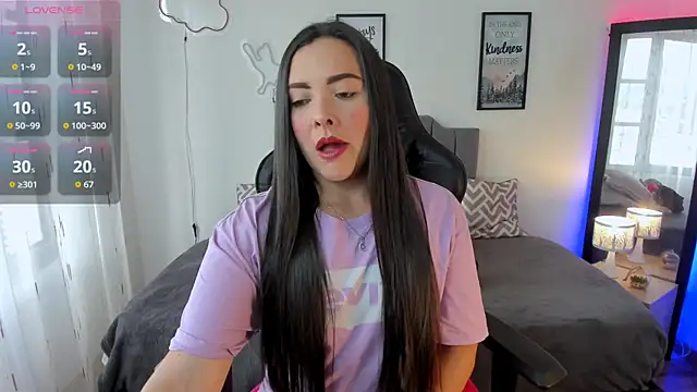 amaia monet online show from September 13, 2025, 8:08 pm