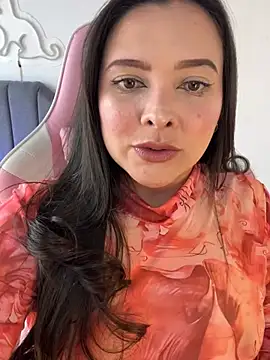 amaia monet online show from April 18, 2026, 7:07 pm