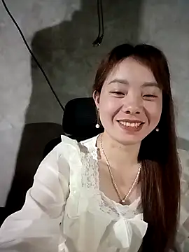 milo123-xx online show from March 25, 2026, 12:33 pm