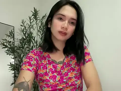 Sweet Hannahx online show from July 28, 2026, 9:04 am