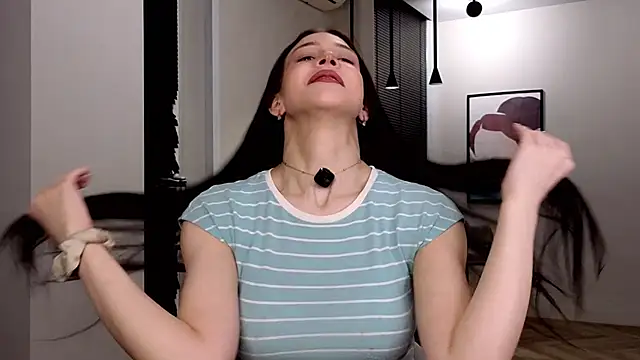 EviaRabasca online show from February 20, 2026, 11:22 am