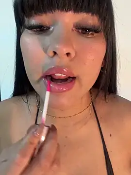 Snapshot of BrendaCrean chatting on January 27, 2025, 11:32 am BrendaCrean online show from January 27, 2025, 11:32 am