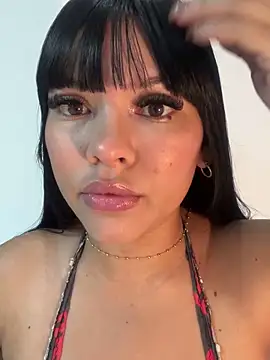 Snapshot of BrendaCrean chatting on February 6, 2025, 11:32 am BrendaCrean online show from February 6, 2025, 11:32 am