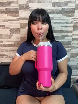 Snapshot of BrendaCrean chatting on March 7, 2025, 11:40 am BrendaCrean online show from March 7, 2025, 11:40 am