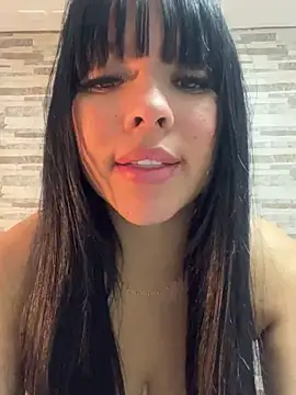 Snapshot of BrendaCrean chatting on March 11, 2025, 11:55 am BrendaCrean online show from March 11, 2025, 11:55 am