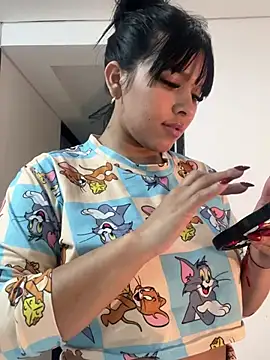 Snapshot of BrendaCrean chatting on March 18, 2025, 6:15 pm BrendaCrean online show from March 18, 2025, 6:15 pm