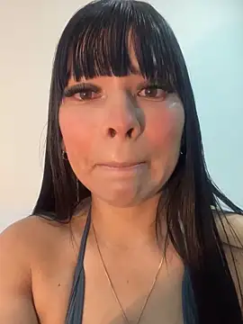 Snapshot of BrendaCrean chatting on October 8, 2025, 11:52 am BrendaCrean online show from October 8, 2025, 11:52 am