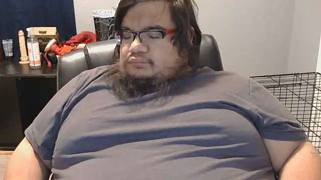 chubbyboy1997 online show from September 28, 2025, 7:30 pm