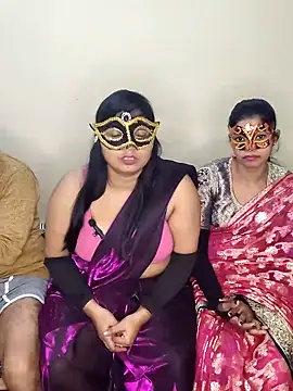 Hot modal online show from December 22, 2025, 4:48 pm