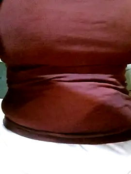 Surrilove online show from September 17, 2025, 12:07 pm