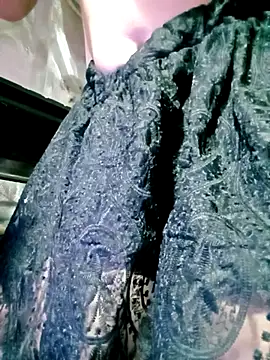 Surrilove online show from March 28, 2026, 2:49 pm