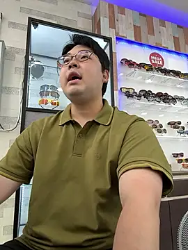 Snapshot of gayfucuxuc chatting on September 25, 2025, 1:42 am gayfucuxuc online show from September 25, 2025, 1:42 am