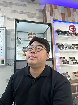 Snapshot of gayfucuxuc chatting on December 4, 2025, 4:00 am gayfucuxuc online show from December 4, 2025, 4:00 am