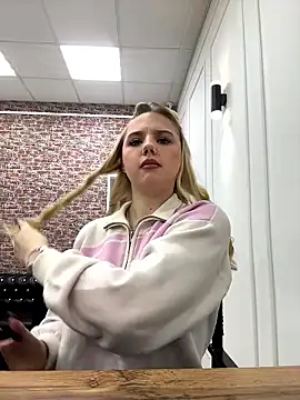 Sky Cutie online show from January 13, 2026, 5:24 am