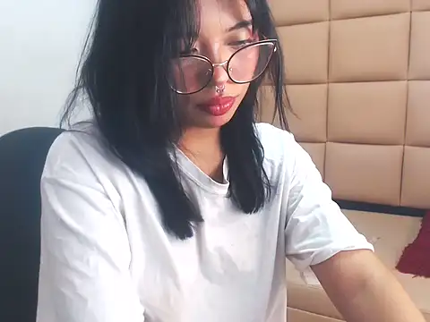 lilith sexy19 online show from October 1, 2025, 7:20 pm